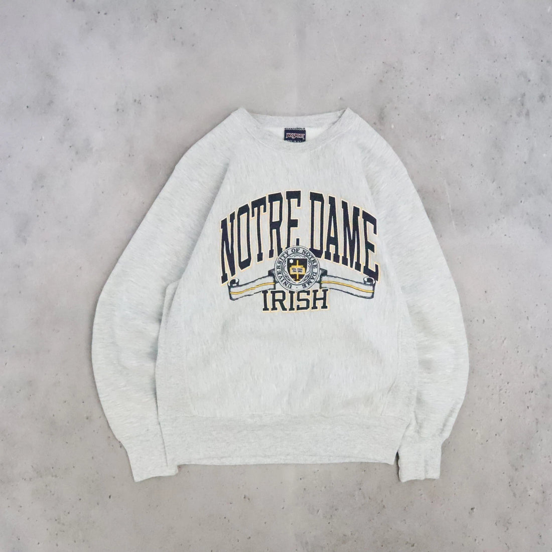 Vintage Notre Dame Fighting Irish Crewneck Sweatshirt Size Medium NCAA