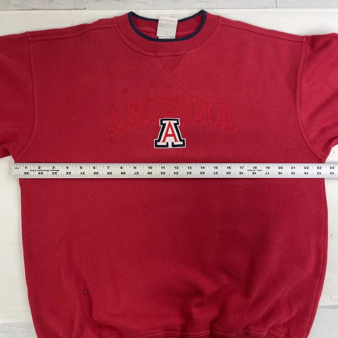 Arizona Wildcats Sweatshirt Size Medium Red NCAA