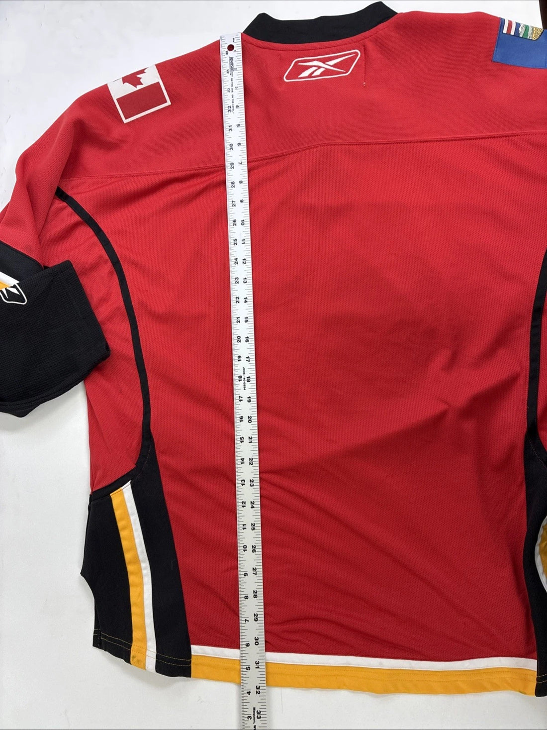 Calgary Flames Reebok Jersey Size XL NHL