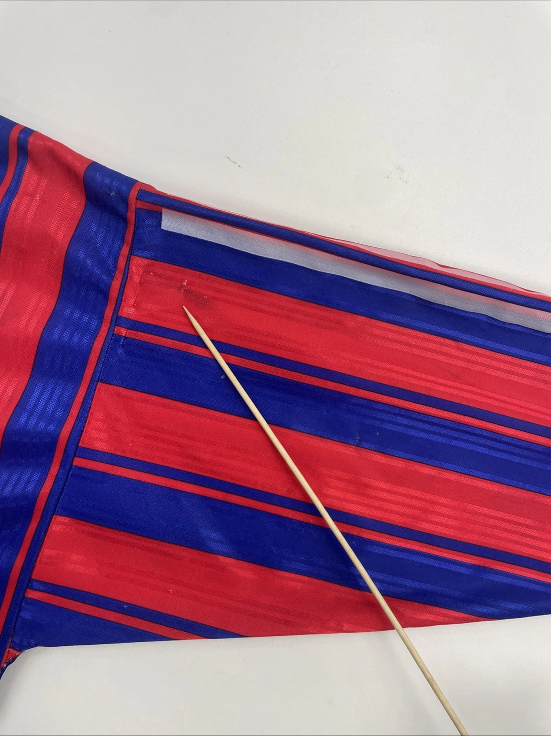 FC Bayern Munchen EV Soccer Football Jersey Size Medium Long Sleeve