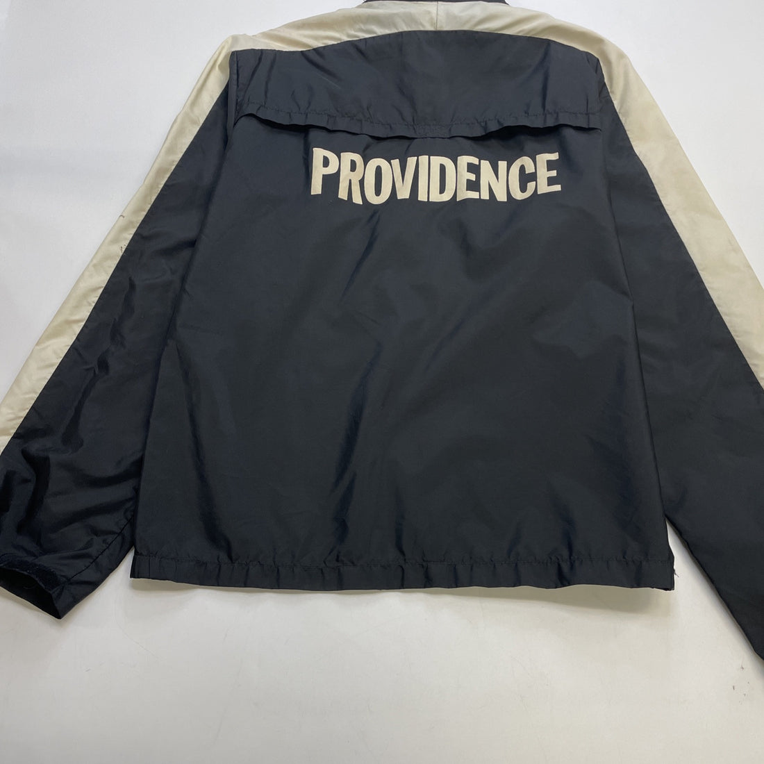 Vintage Nike Providence Anorak Windbreaker Light Jacket Size Medium Pullover