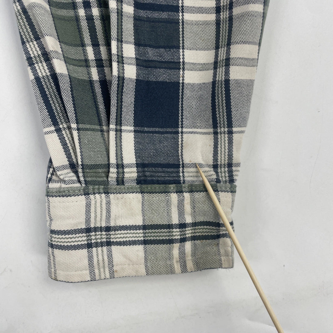 Eddie Bauer Button Up Shirt Size Medium Plaid