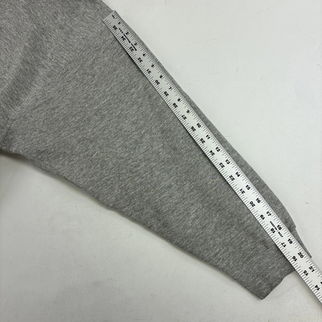 Vintage Nike Crewneck Sweatshirt Size Large Gray Embroidered Swoosh