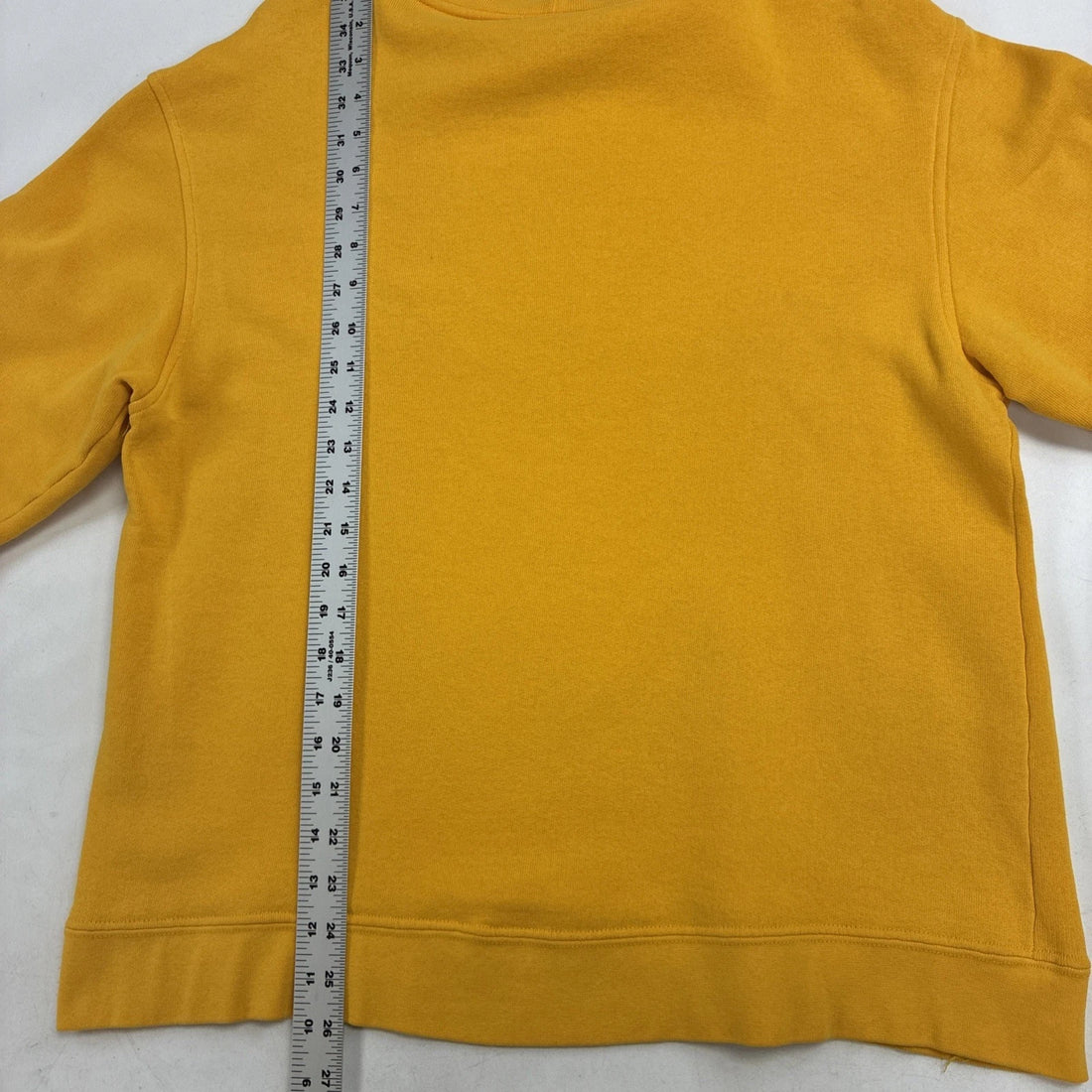 Vintage Nike Crewneck Sweatshirt Size XL Yellow Embroidered Swoosh
