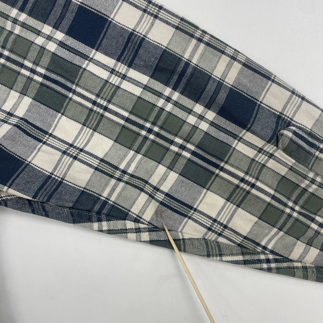 Eddie Bauer Button Up Shirt Size Medium Plaid