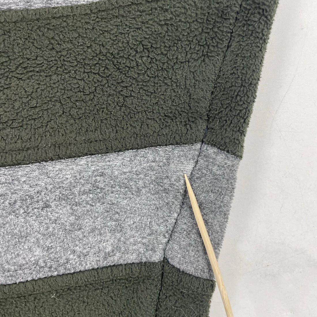 Vintage Point Zero Striped Fleece Collared Sweater Size XL