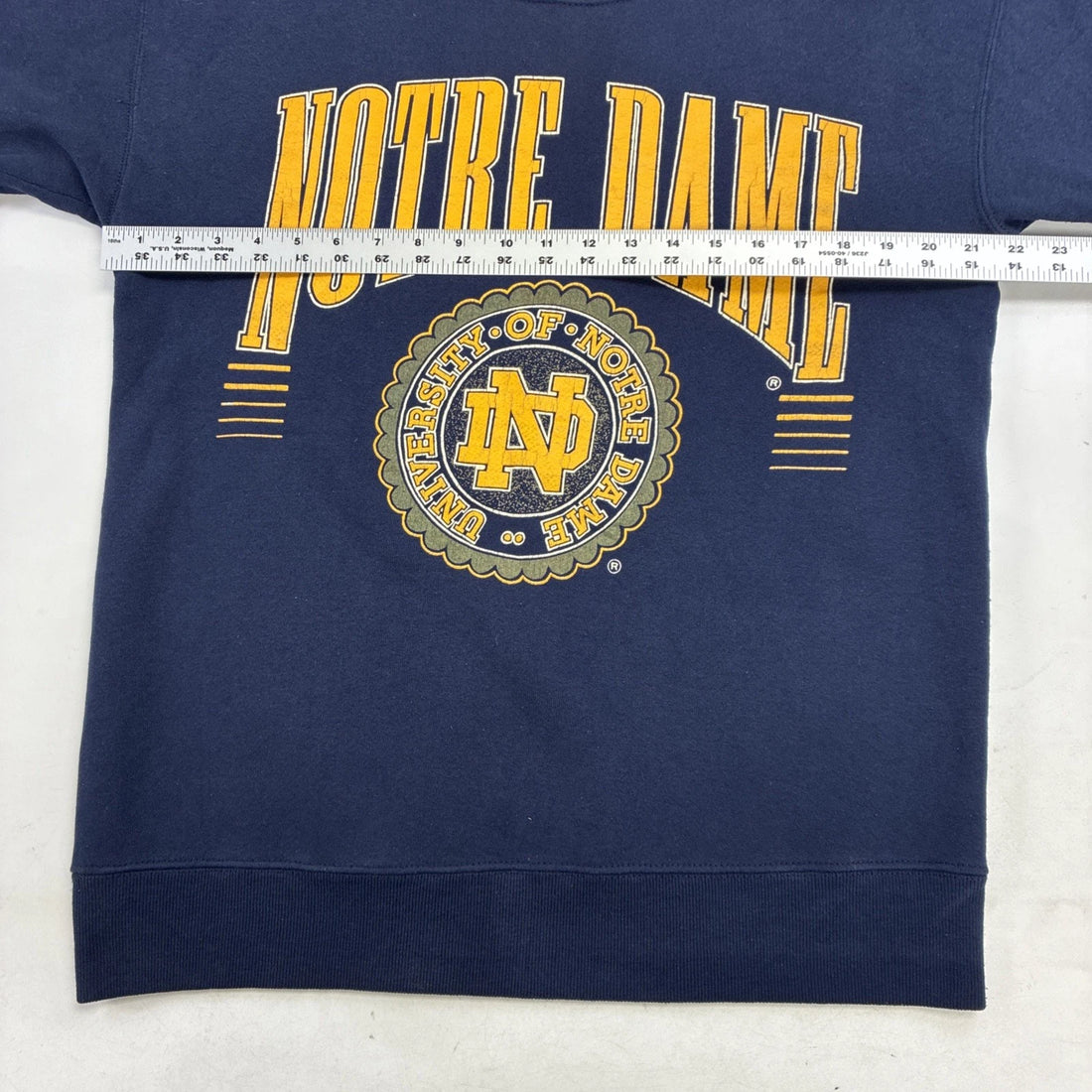 Vintage Notre Dame Fighting Irish Crest Crewneck Sweatshirt Size XL 90s NCAA