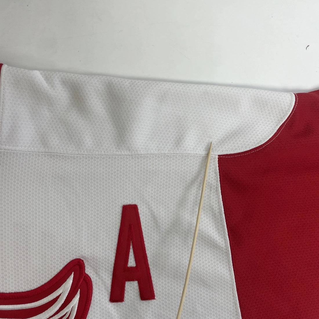 Vintage Detroit Red Wings Brendan Shanahan Starter Hockey Jersey Size XL NHL