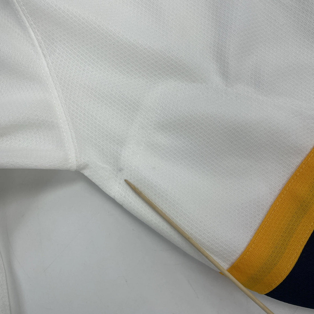 Ocean Shore Grizzlies Bauer Hockey Jersey Size Large Fight Strap