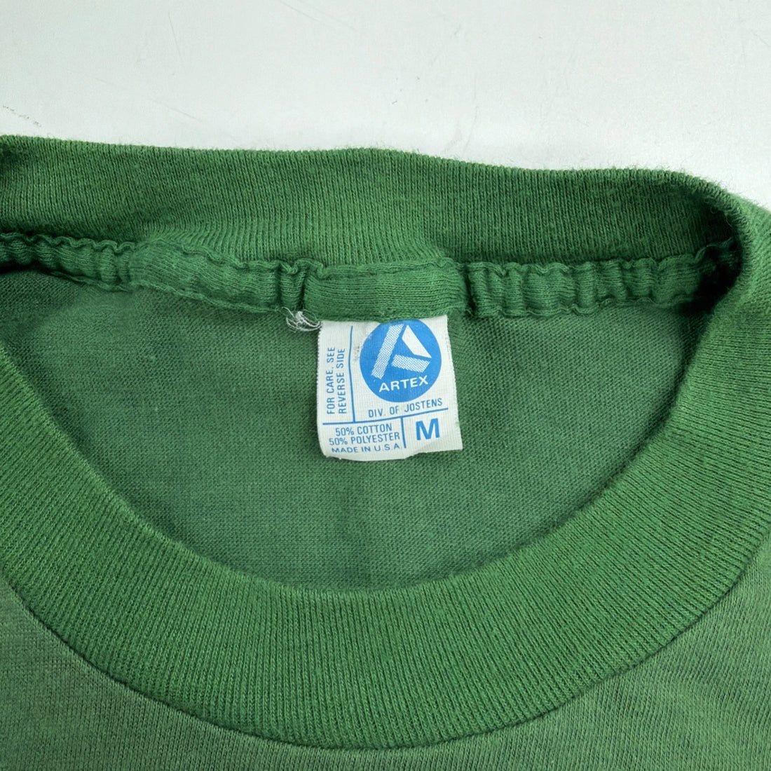 Vintage University of Vermont T-Shirt Size Medium Green 80s