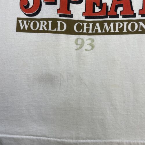 Vintage Chicago Bulls 3 Peat Champions T-Shirt Size XL 90s NBA