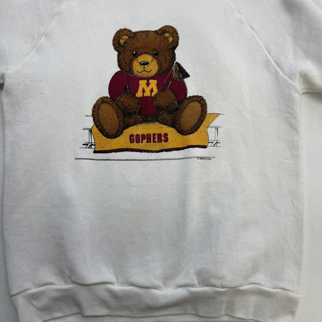 Vintage Minnesota Golden Gophers Teddy Bear Crewneck Sweatshirt Medium 90s NCAA