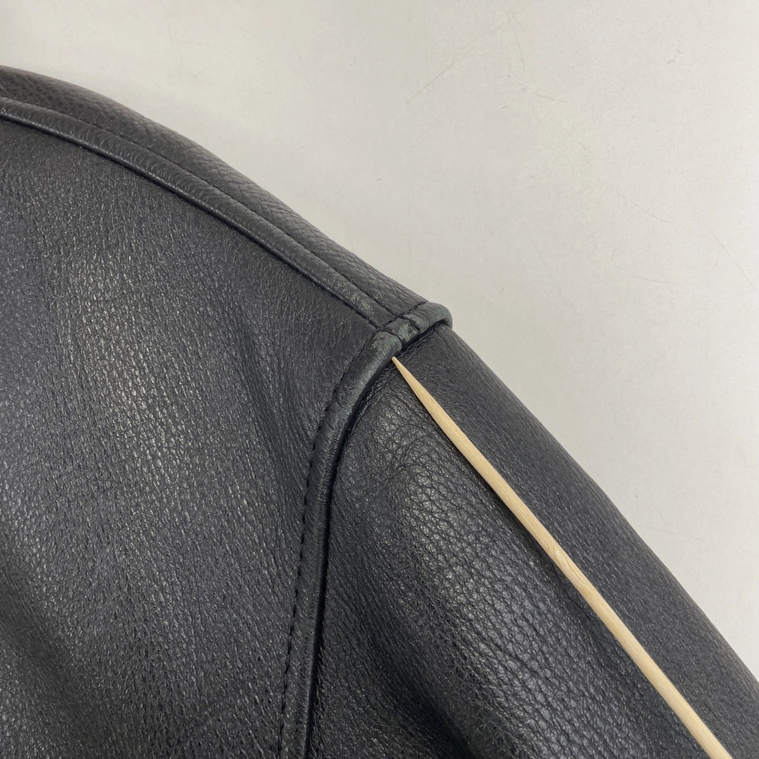 Danier Leather Coat Jacket Size Large Black