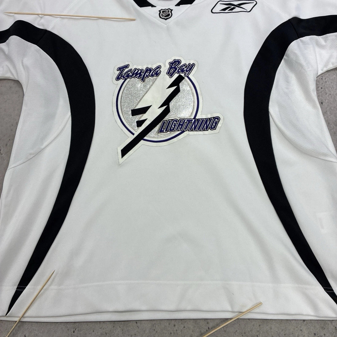 Tampa Bay Lightning Reebok Hockey Jersey Size XL NHL