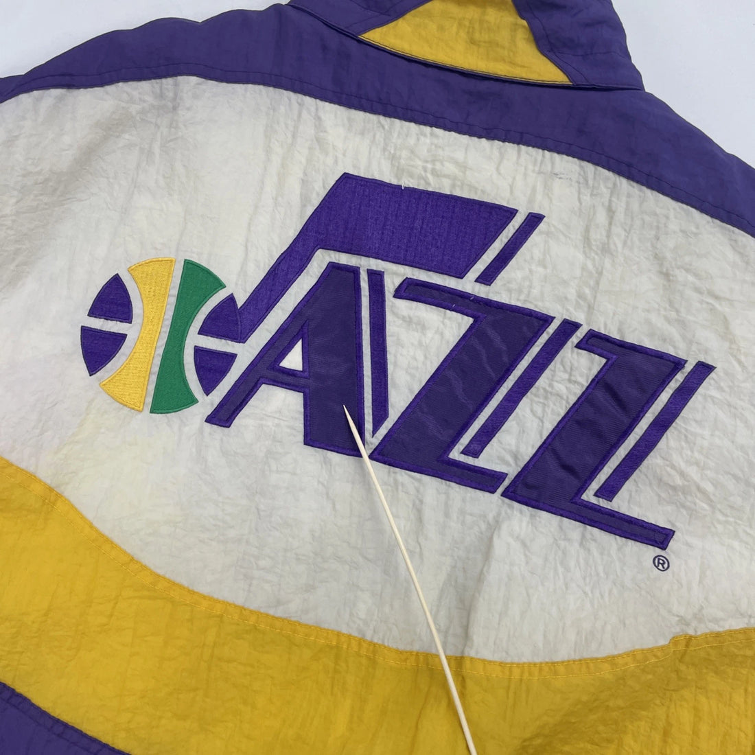 Vintage Utah Jazz Apex One Puffer Jacket Size Large 90s NBA