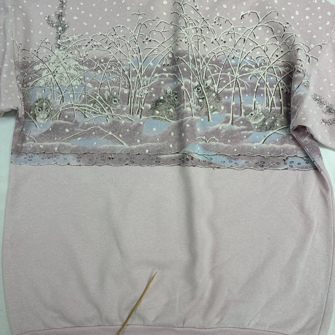 Vintage Rabbit Bunny Snow Crewneck Sweatshirt Size Large/XL Nature Puff Print