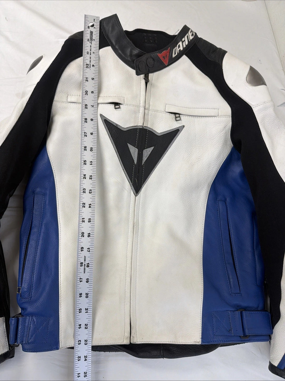 Dainese Leather Motorcycle Riding Jacket Size 48 EU Armored Padded