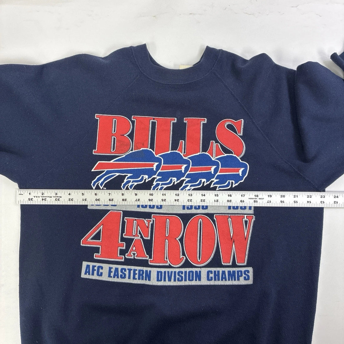 Buffalo Bills 4 In A Row Sweatshirt Crewneck Size Medium Vintage 90s NFL