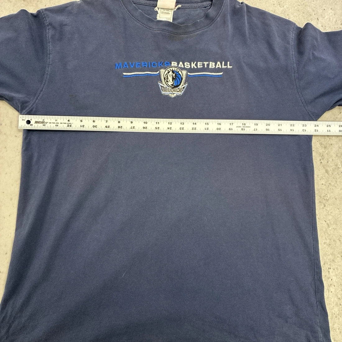 Dallas Mavericks T-Shirt Size XL NBA