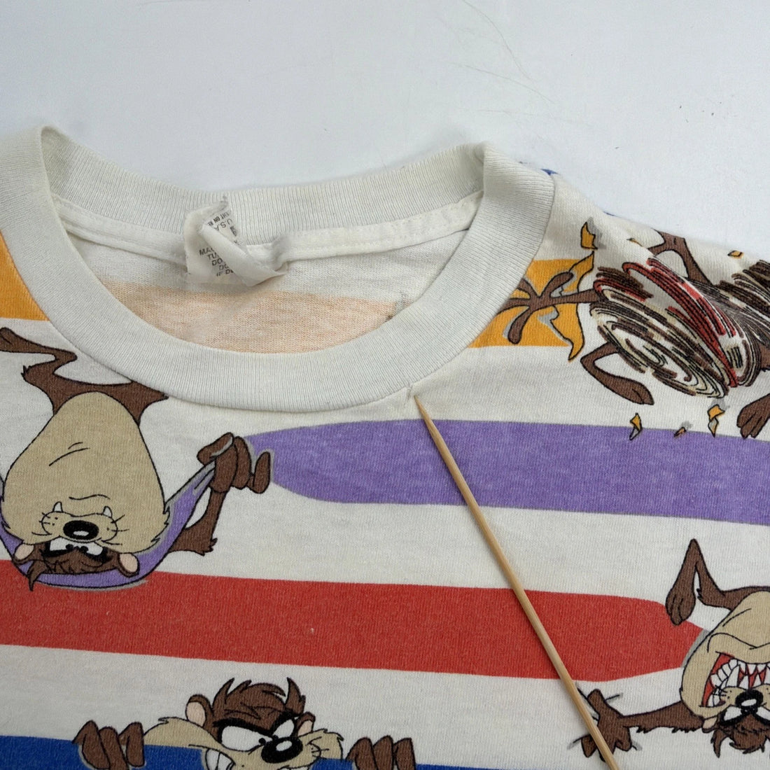 Vintage Taz Looney Tunes T-Shirt Size XL All Over Print Striped 90s