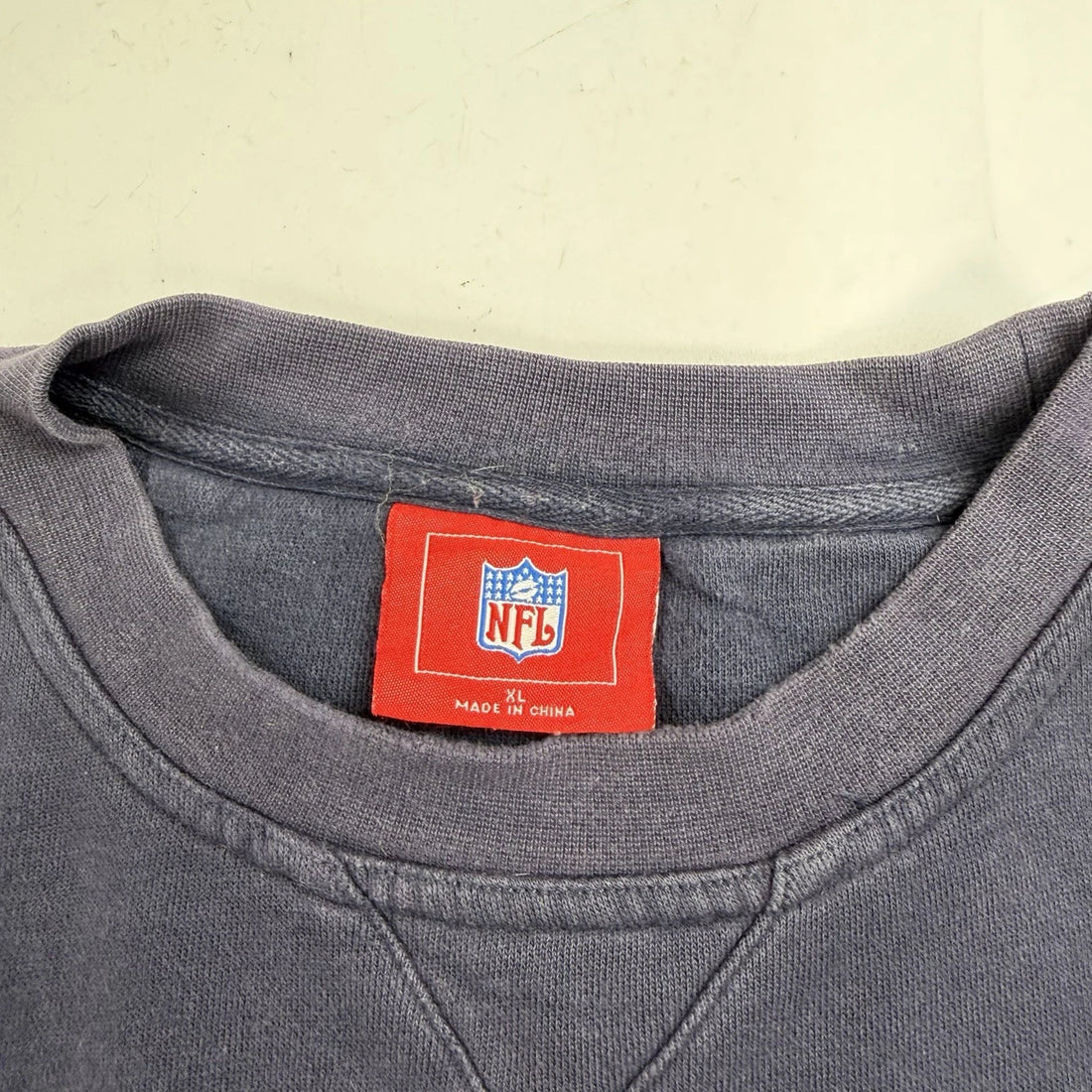 New England Patriots Sweatshirt Crewneck Size XL NFL