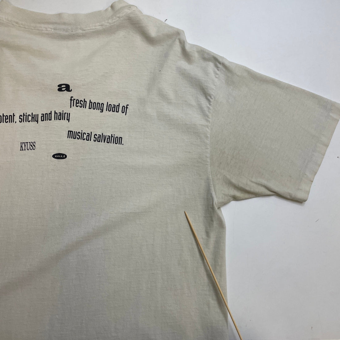 Vintage Kyuss Fresh Bong Potent Sticky Hairy Musical Salvation T-Shirt XL Stoner