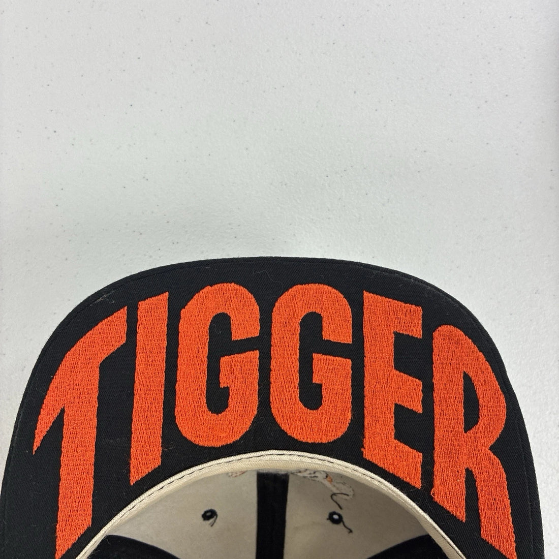 Vintage Tigger Disney Brim Spell Out Snapback Hat Cap OSFA 90s
