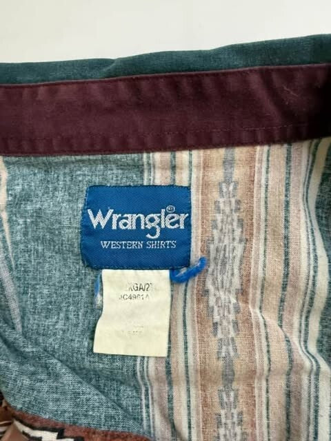 Vintage Wrangler Western Pearl Snap Shirt Size 2XL Aztec