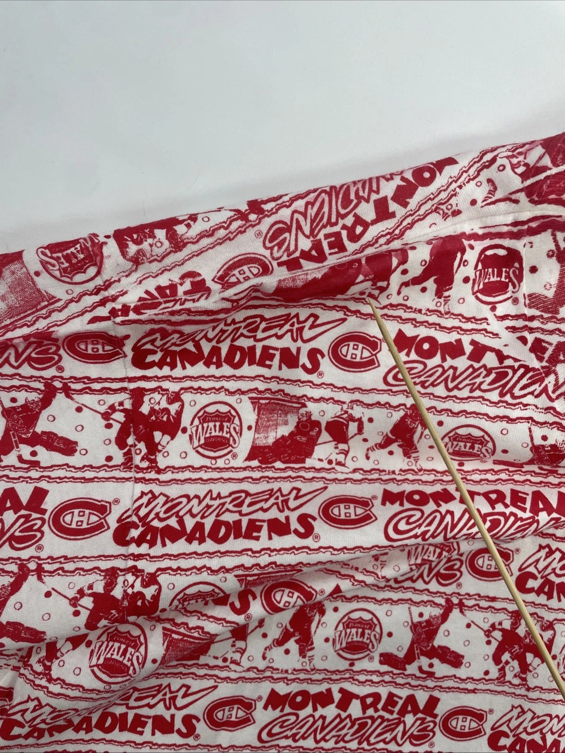 Vintage Montreal Canadiens T-Shirt Size 2XL All Over Print 90s NHL