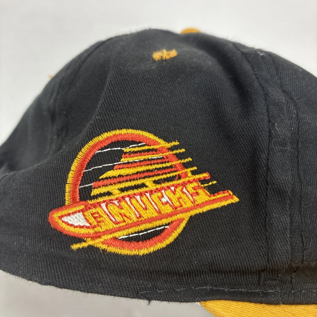 Vintage Vancouver Canucks Twill Script Sports Specialties Hat OSFA NHL