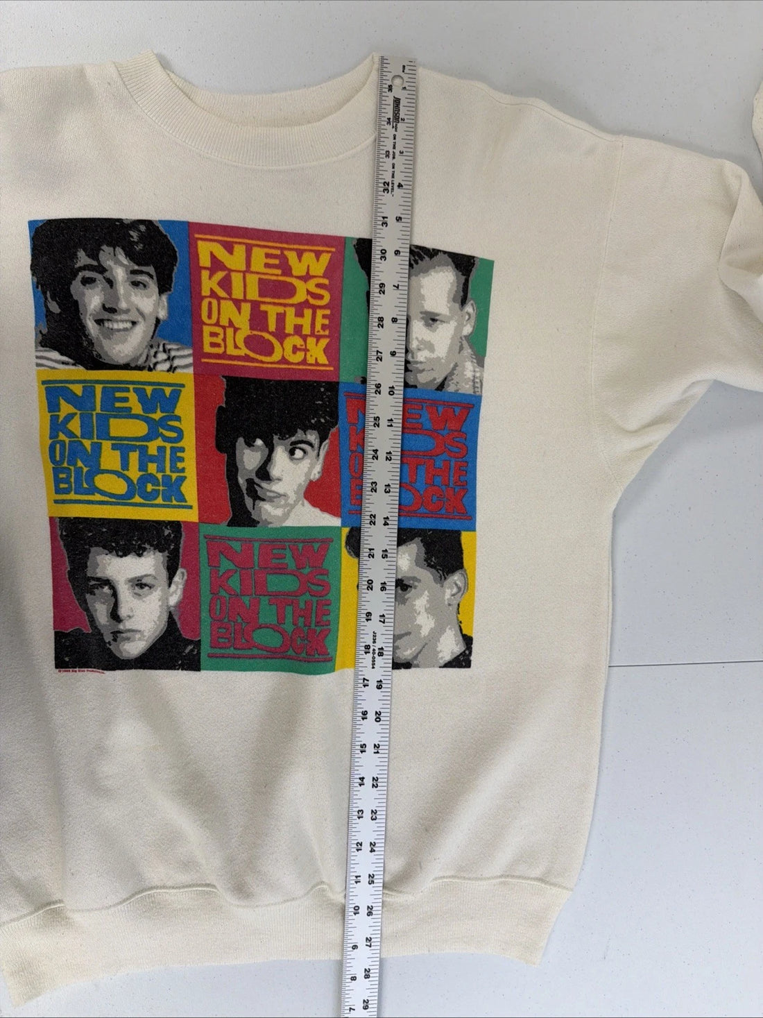 Vintage New Kids On The Block Crewneck Sweatshirt Size Large