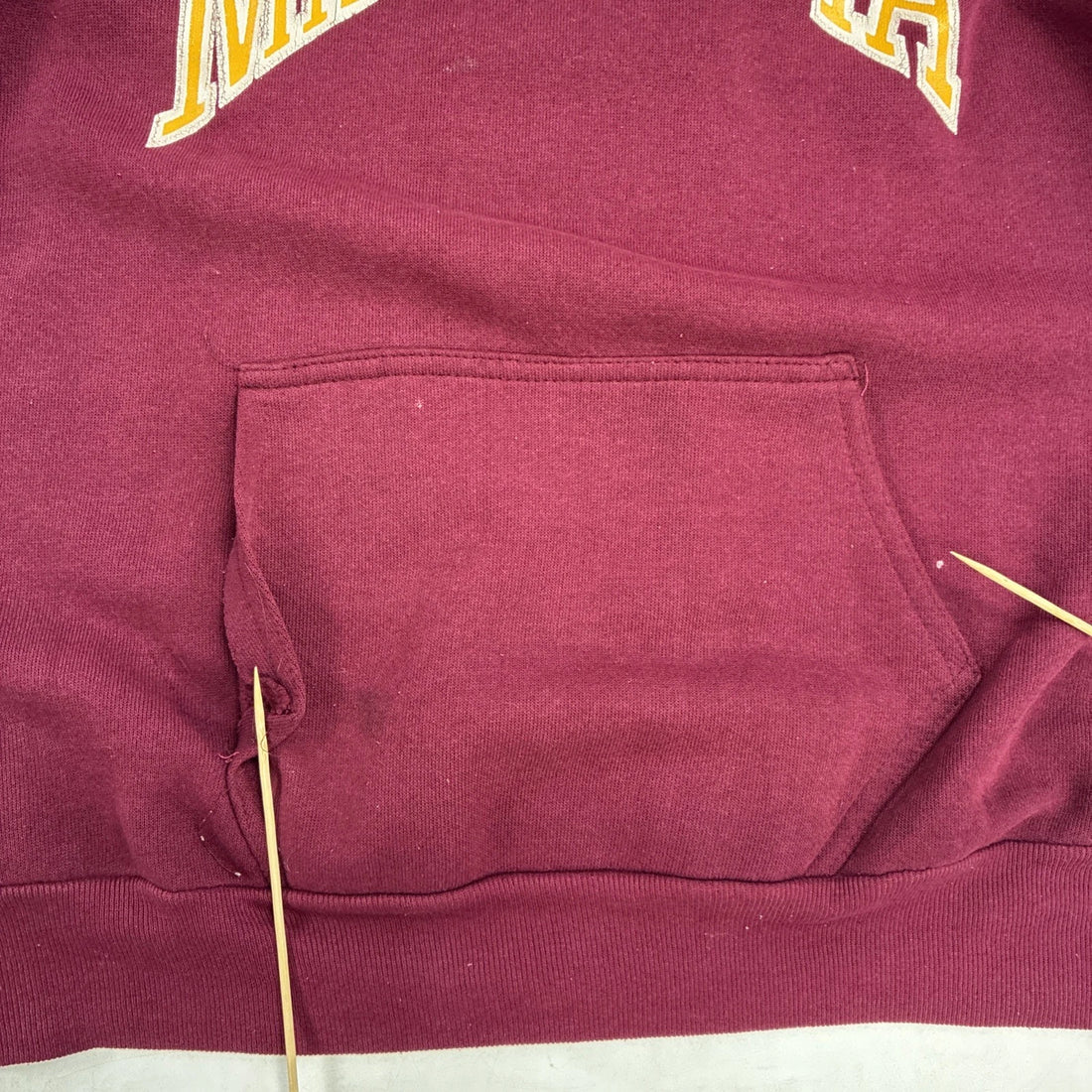 Vintage Minnesota Golden Gophers Sweatshirt Hoodie Size Large 90s NCAA