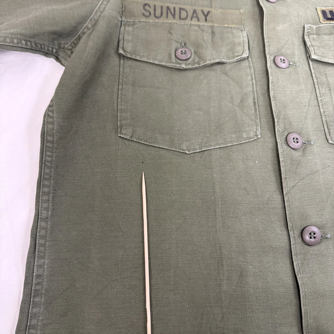 Vintage U.S. Army OG 107 Fatigue Button Up Shirt Size 15 1/2 x 33