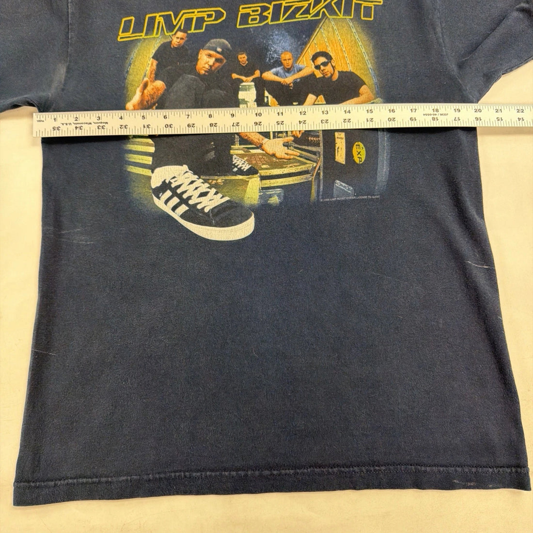 Vintage Limp Bizkit Chocolate Starfish Tour T-Shirt Size Medium Band Tee 2000