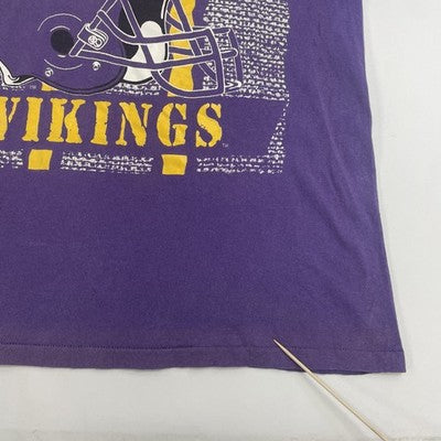 Vintage Minnesota Vikings T-Shirt Size Large 90s NFL