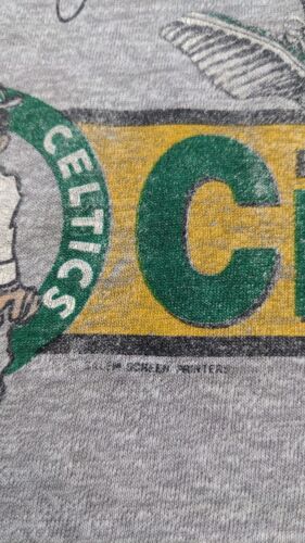 Vintage Boston Celtics Larry Bird T-Shirt Size XL 90s NBA