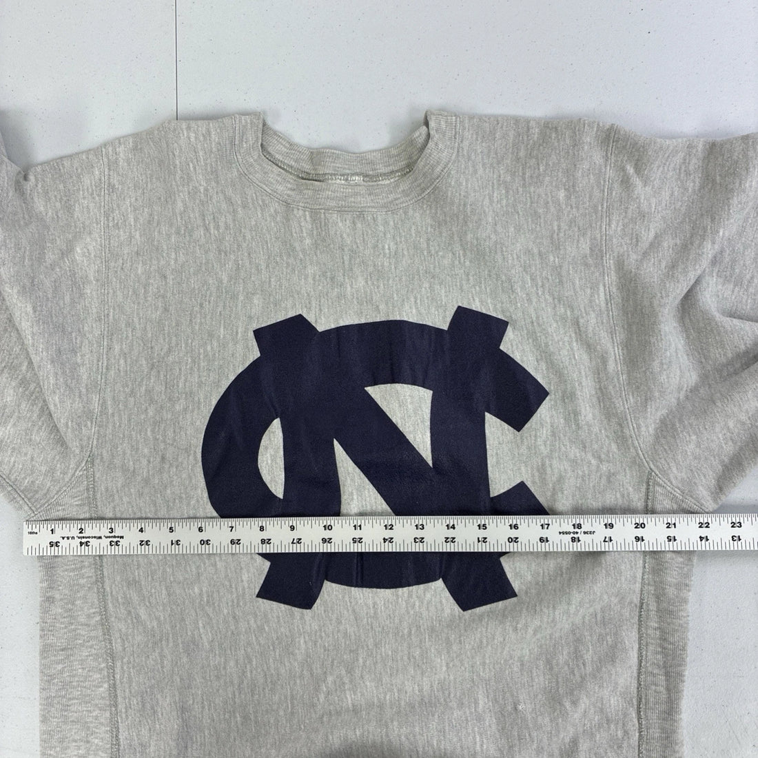 Vintage UNC Tar Heels Champion Reverse Weave Crewneck Sweatshirt XL 90s NCAA
