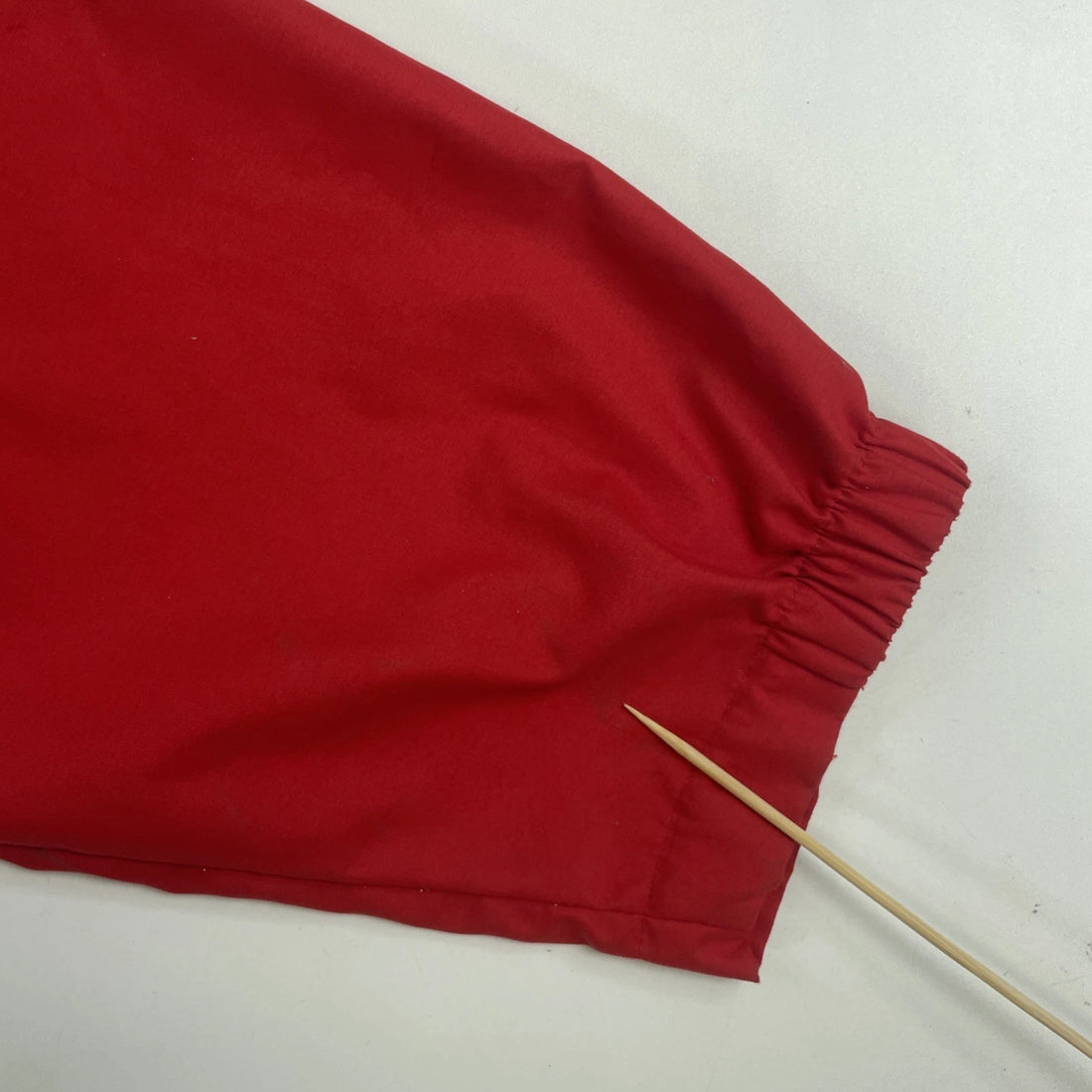 Vintage Tommy Hilfiger Windbreaker Light Jacket Size XL Red