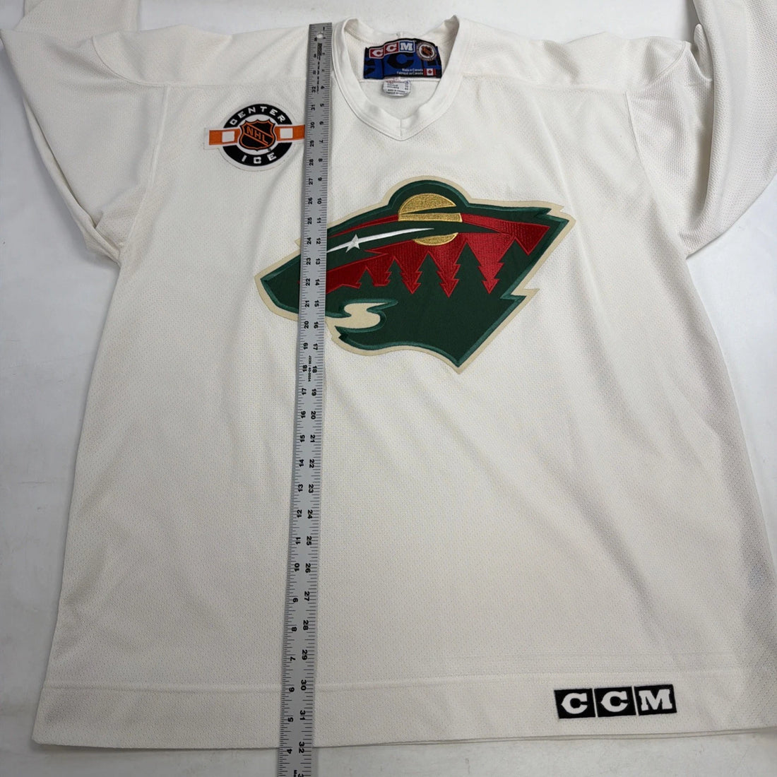 Vintage Minnesota Wild CCM Jersey Size XL Center Ice White NHL