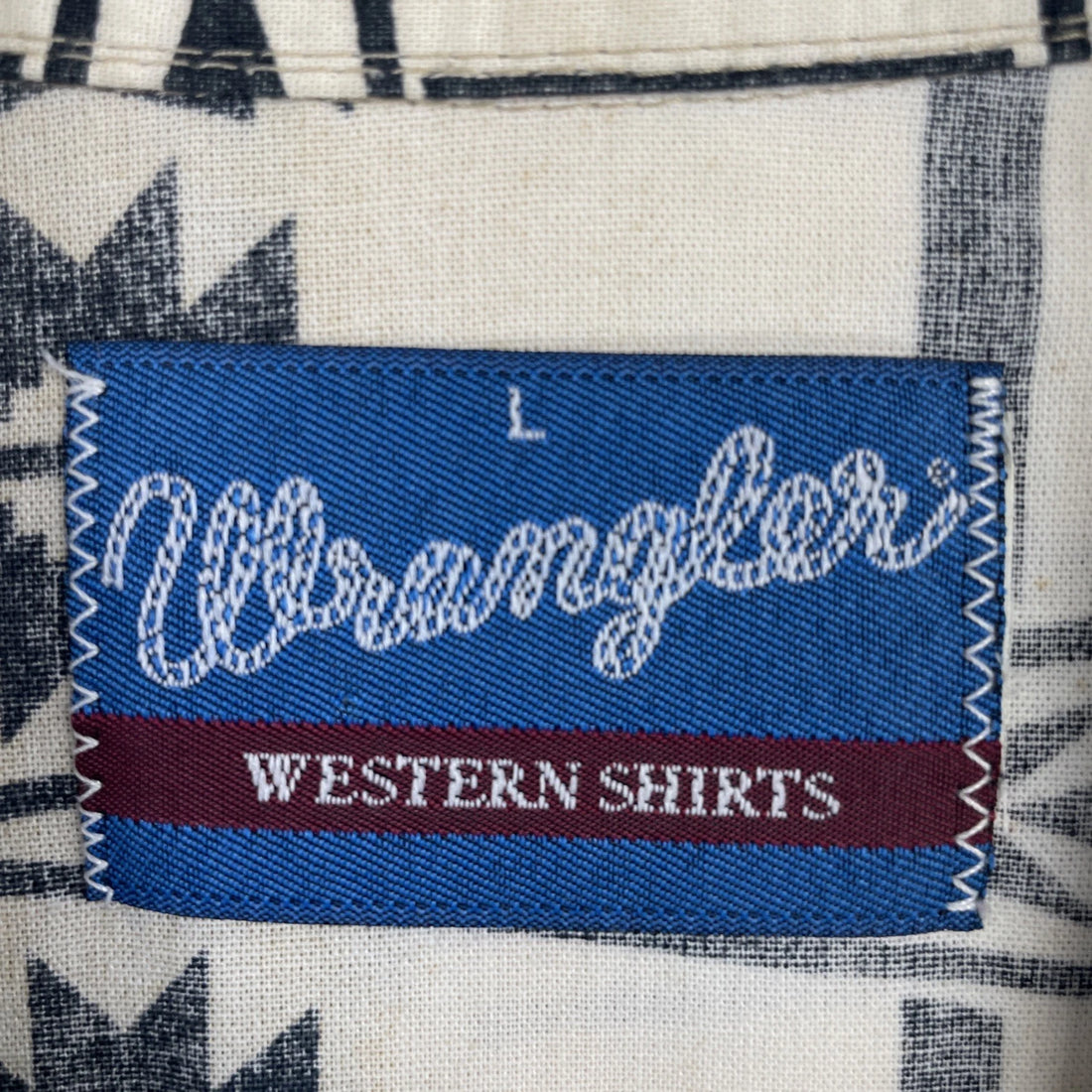 Vintage Wrangler Pearl Snap Shirt Size Large Western Aztec