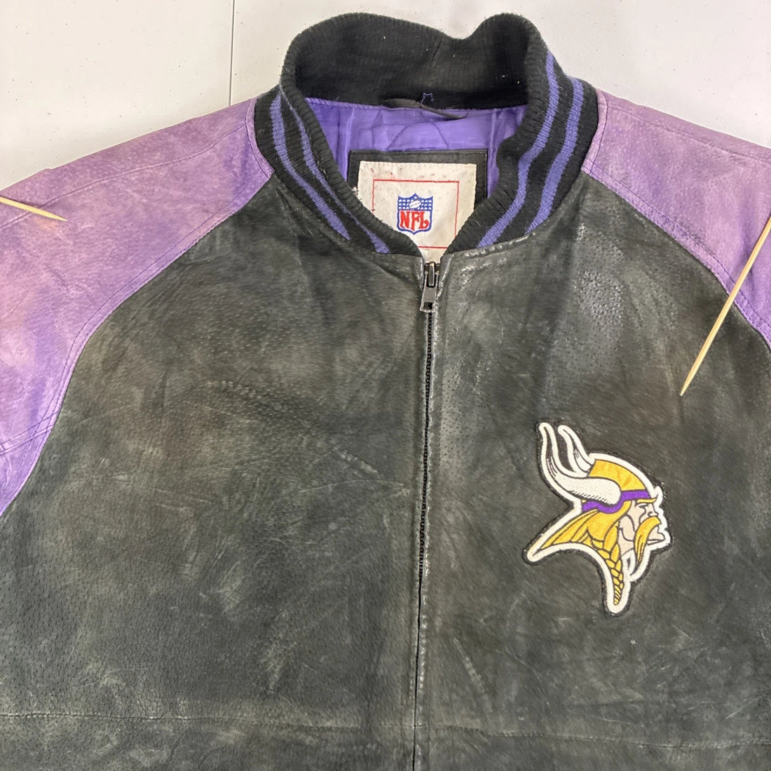 Minnesota Vikings Leather Suede Varsity Bomber Jacket Size Large NFL