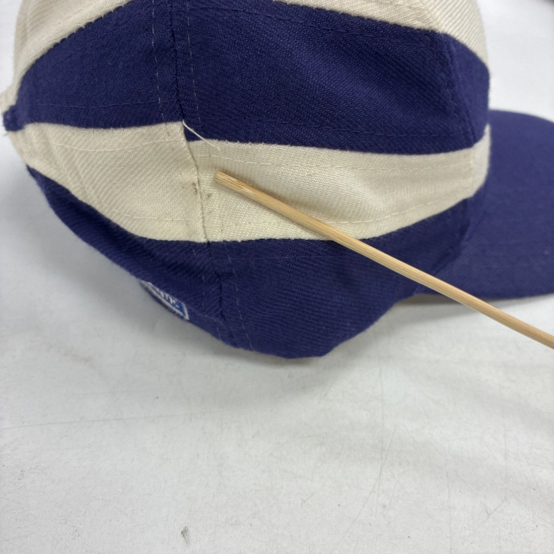 Vintage Minnesota Vikings Wool Apex One Snapback Hat OSFA NFL