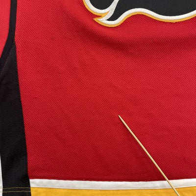 Calgary Flames Reebok Jersey Size XL NHL