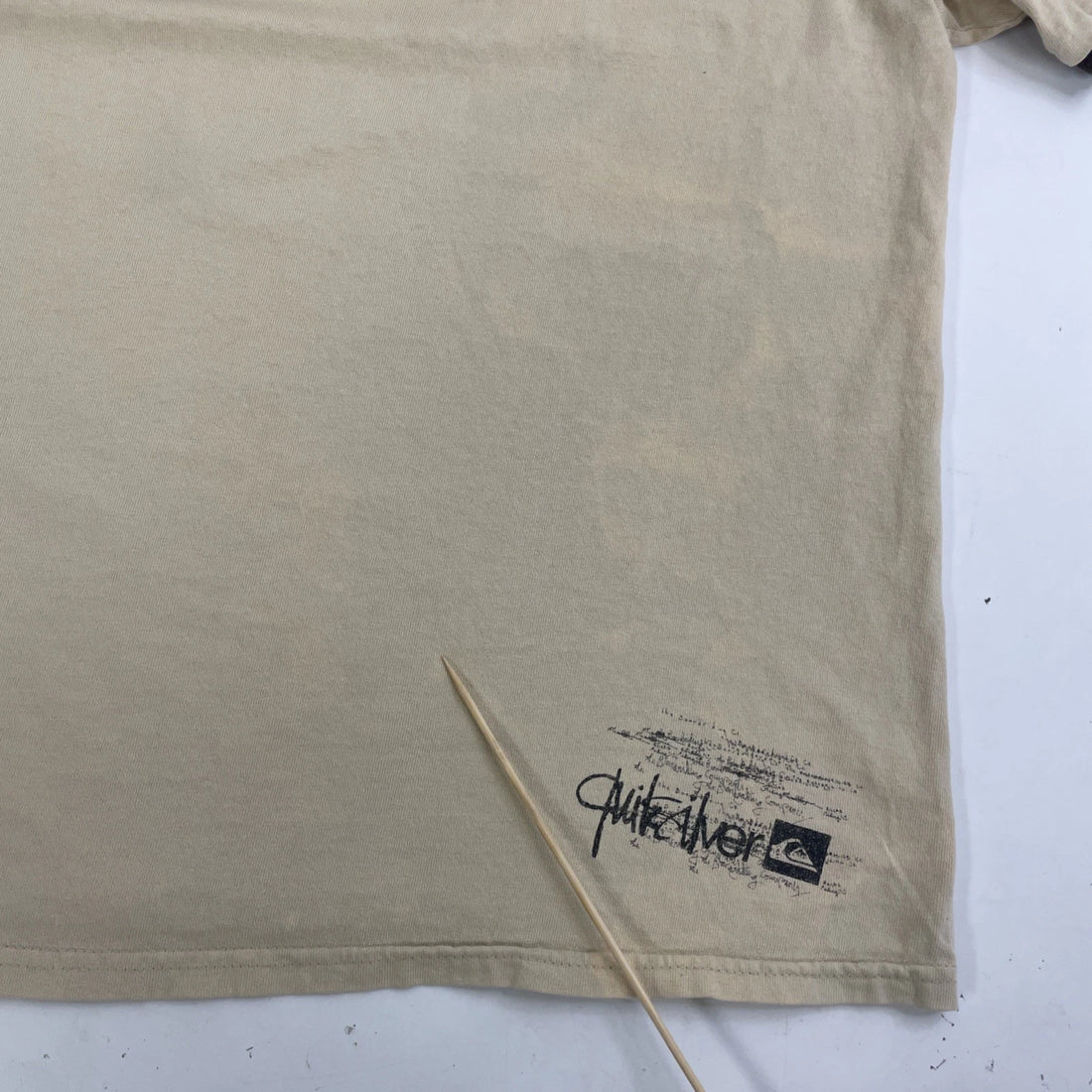 Vintage Quiksilver Ringer T-Shirt Size Medium Brown Y2K