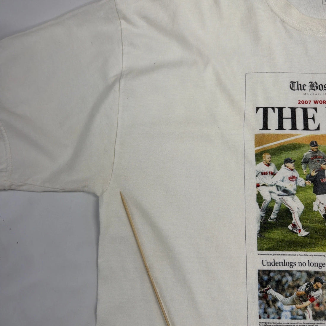 Boston Red Sox Newspaper World Champions T-Shirt Size XL 2007 MLB