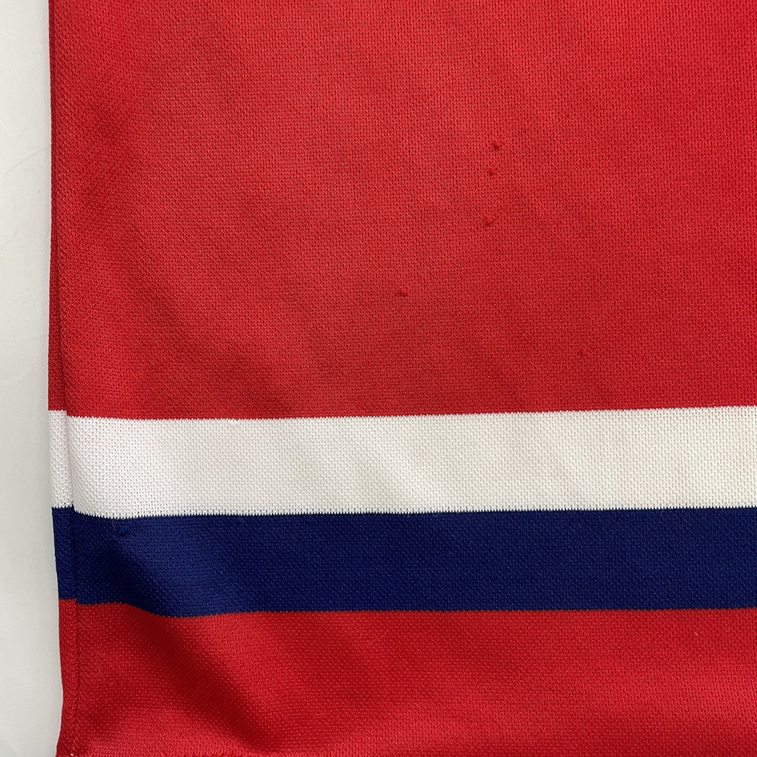 Vintage Montreal Canadiens Hockey Jersey Size Medium NHL