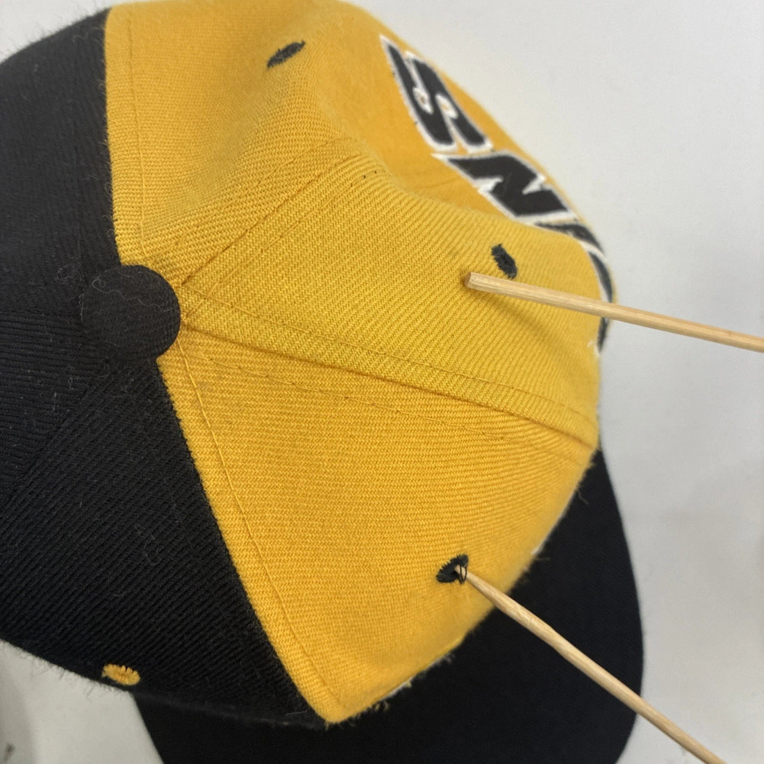 Boston Bruins Split Two Tone Wool Snapback Hat Cap OSFA NHL
