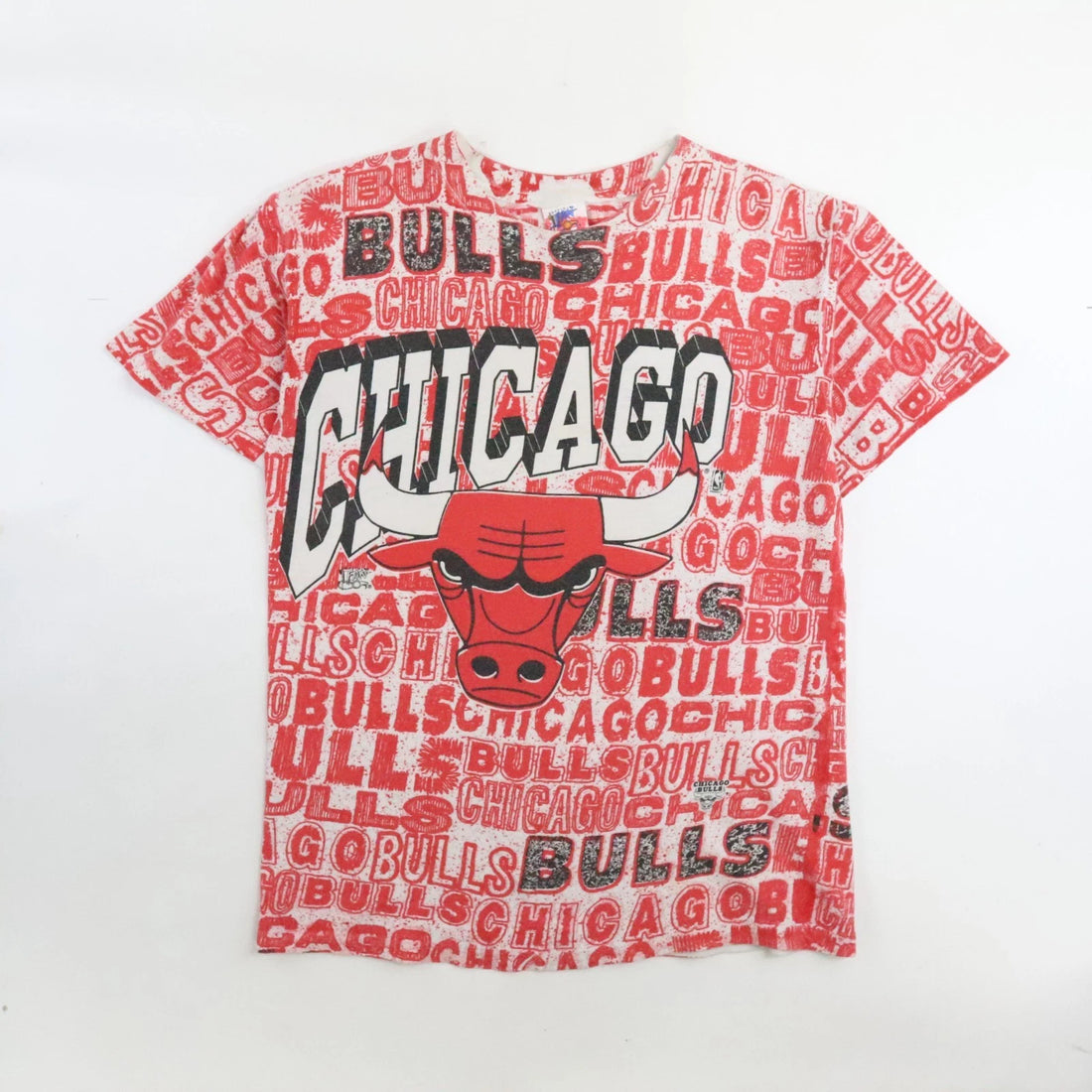 Vintage Chicago Bulls T-Shirt Size Medium All Over Print 90s NBA