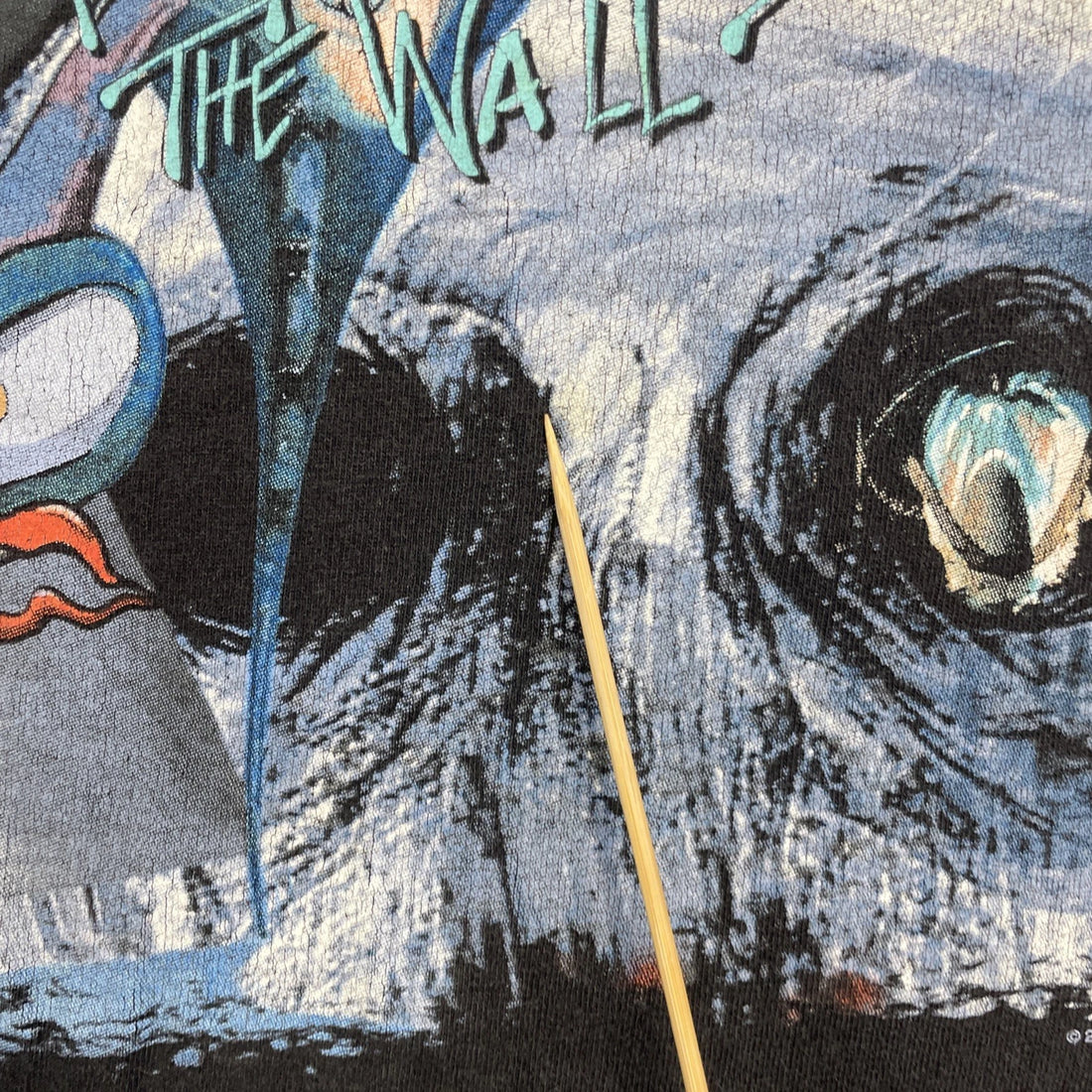 Vintage Pink Floyd The Wall T-Shirt Size XL 2003