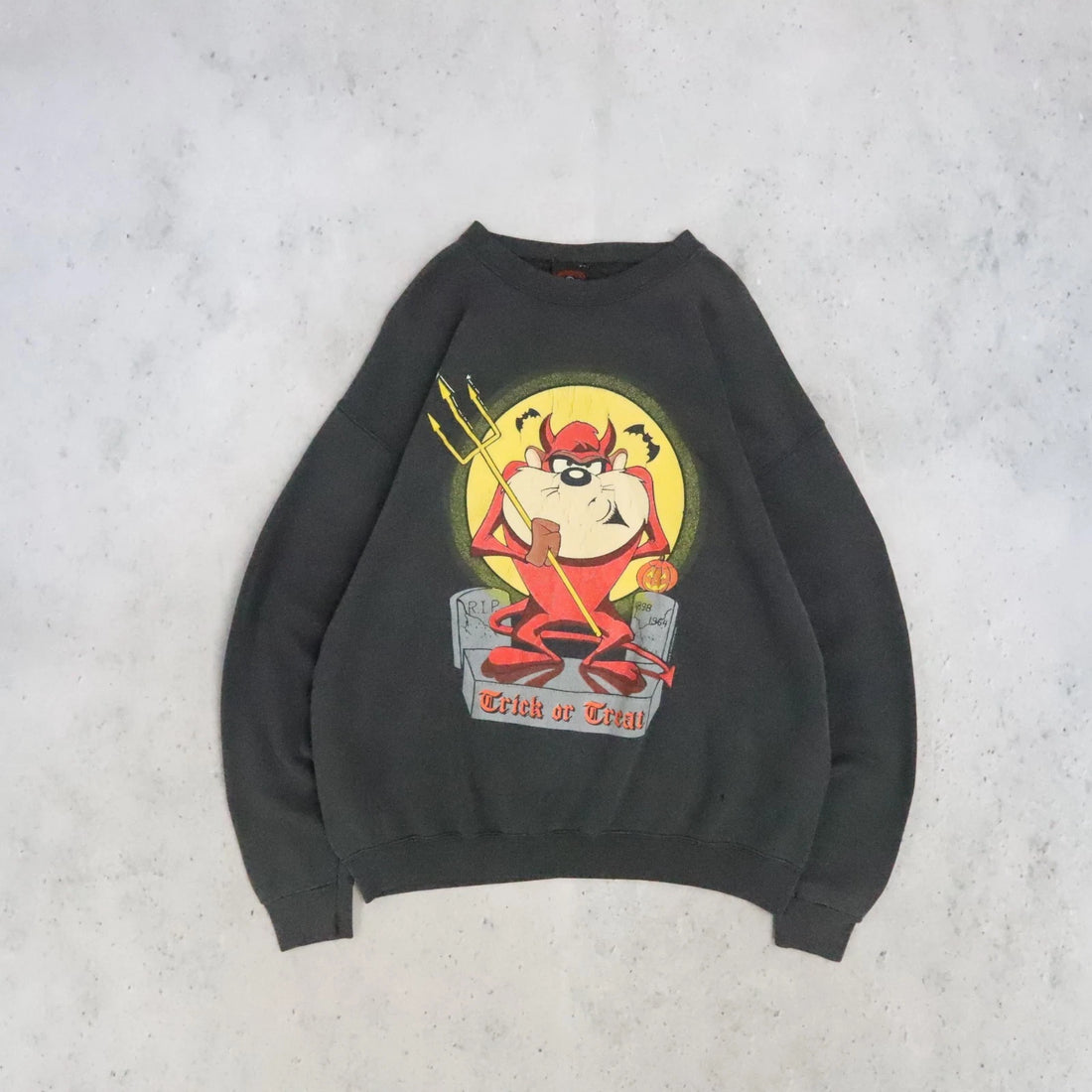 Vintage Taz Halloween Looney Tunes Crewneck Sweatshirt Size XL 90s